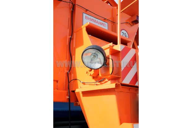 Фара-прожектор