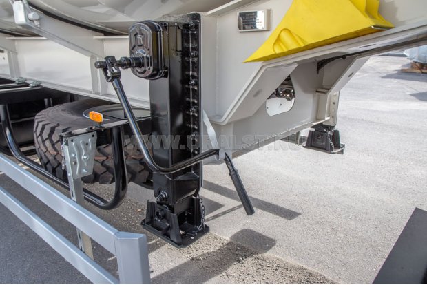 Опорное устройство полуприцепа