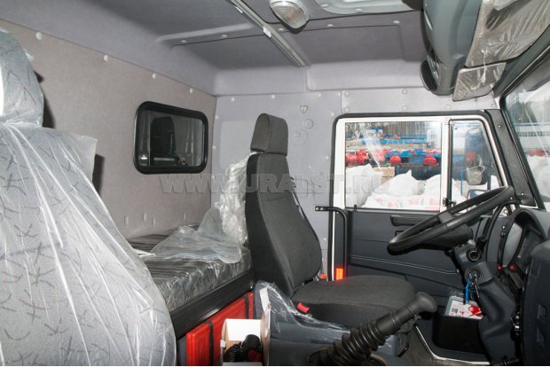 Кабина водителя тягача Камаз 53504 (44108)