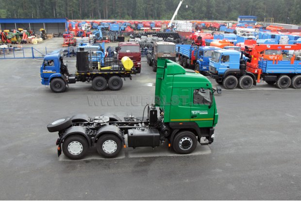 Седельный тягач МАЗ-6430В9-1420-010