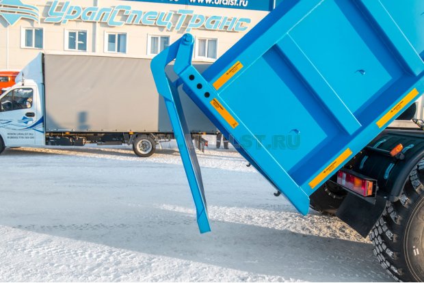 Задний откидной борт