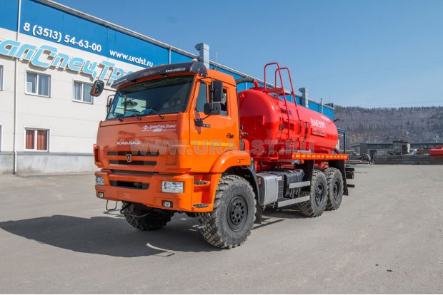 Машина вакуумная МВ-10 PNR-124D УСТ 5453A4-60 Камаз 43118-50, ревизионый люк 