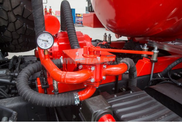 Кран управления операциями вакуумного забора /слива