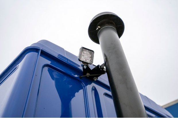 Фара-прожектор