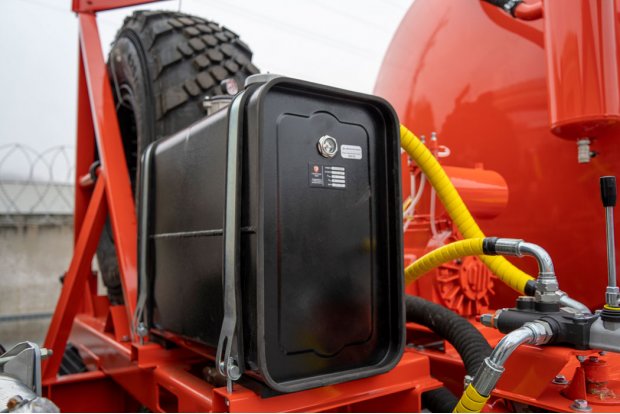 Бак гидросистемы