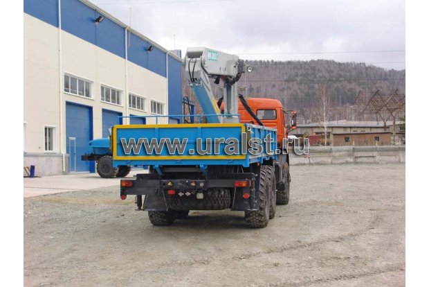 бортовой камаз с кму ИФ 300