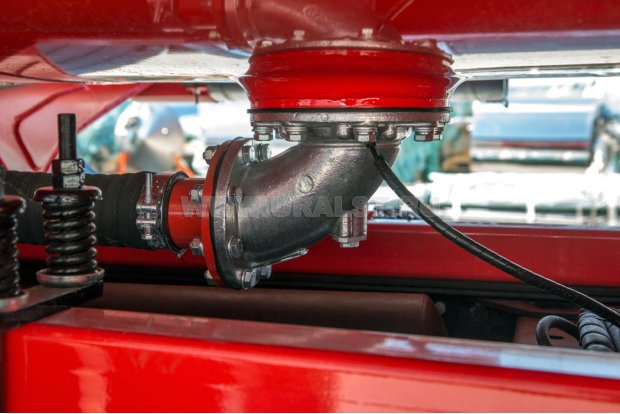 Донный клапан