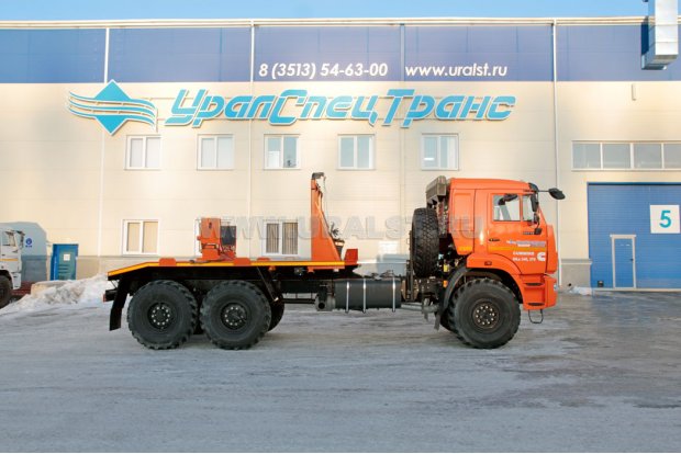 Трубоплетевозный тягач Камаз 43118-RF УСТ-5453
