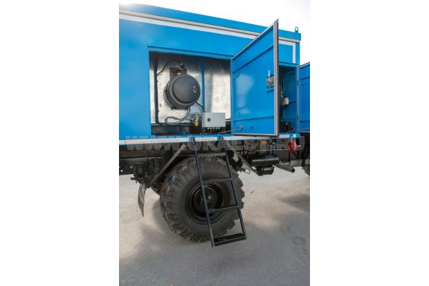 Съемная лестница для доступа к нишам