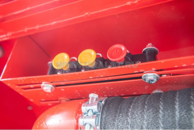 Блок пневмоуправления донными клапанами