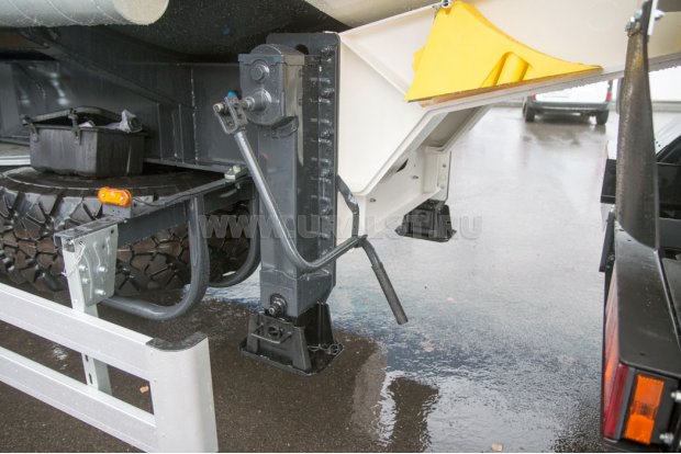 Стояночная опора