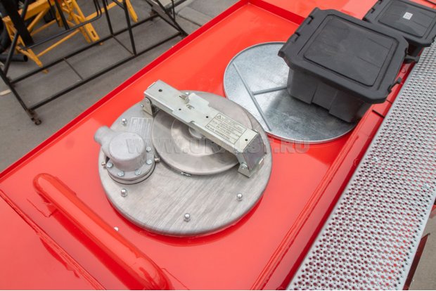 Заливная горловина