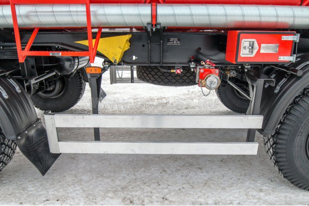 Боковая защита