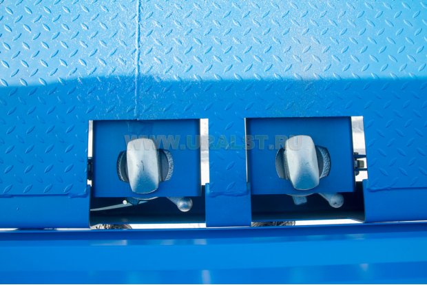 Фитинги для фиксации перевозимых контейнеров