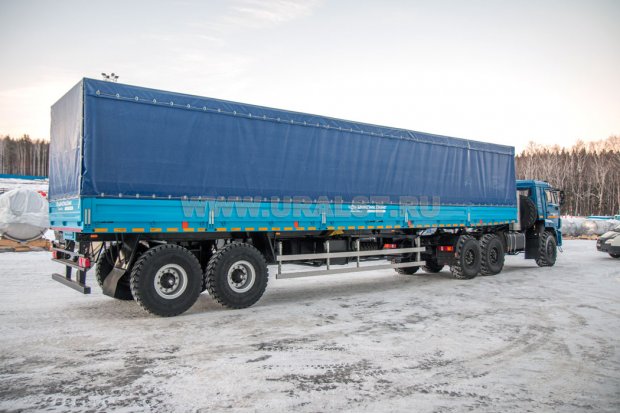 Крытый грузовой полуприцеп