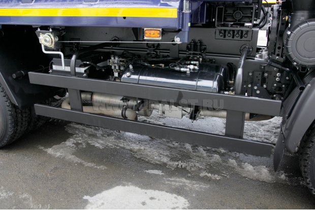 Боковая защита