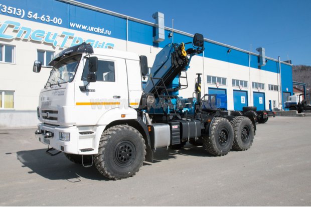 Седельный тягач Камаз 53504-50 с КМУ ИМ-150-04