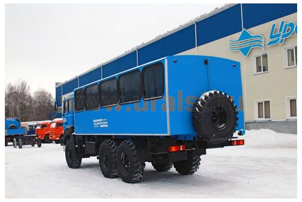 Вахтовый автобус Урал