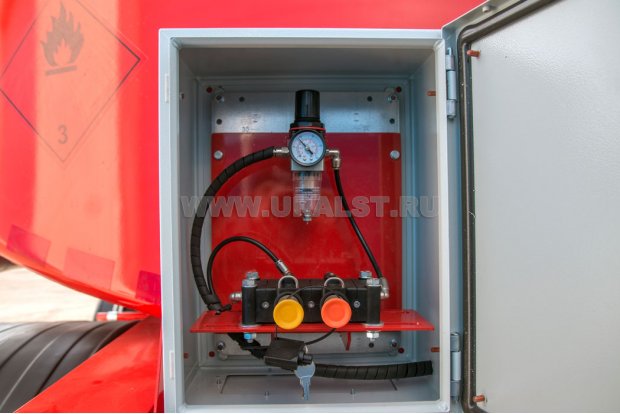 Блок пневмоуправления донным клапаном