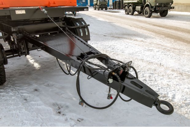 Дышло прицепа