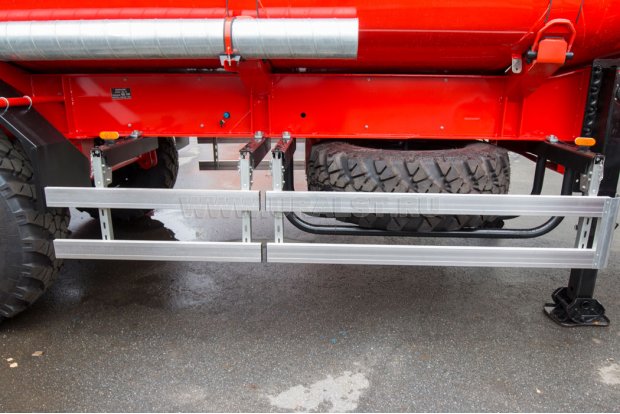 Боковая защита