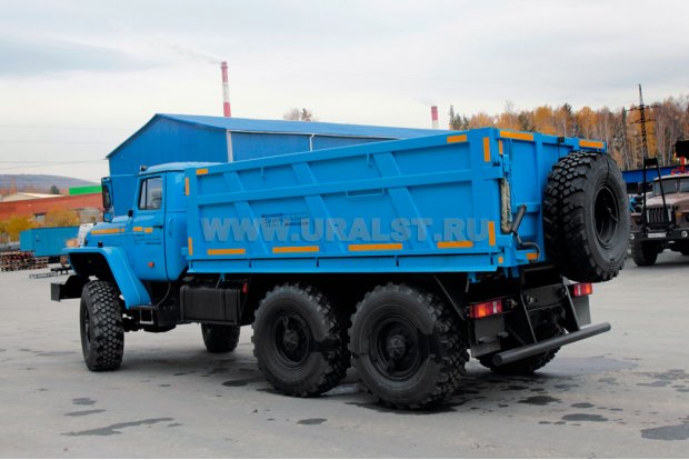 Самосвал Урал 58312С с двухсторонней разгрузкой