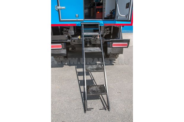 Выдвижной трап