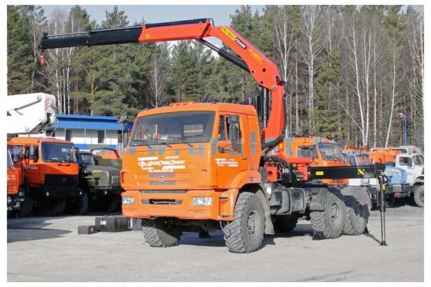 Седельный тягач Камаз с КМУ Palfinger