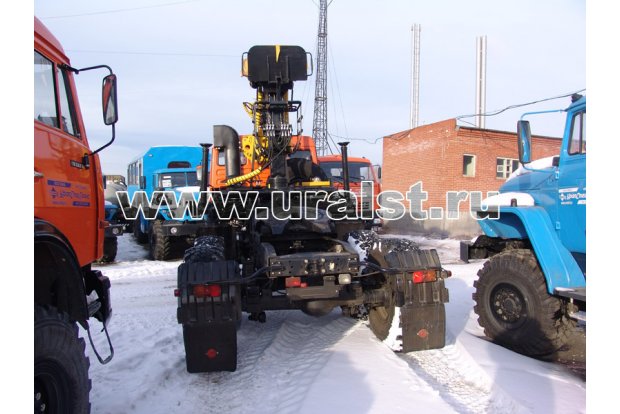 седельный тягач