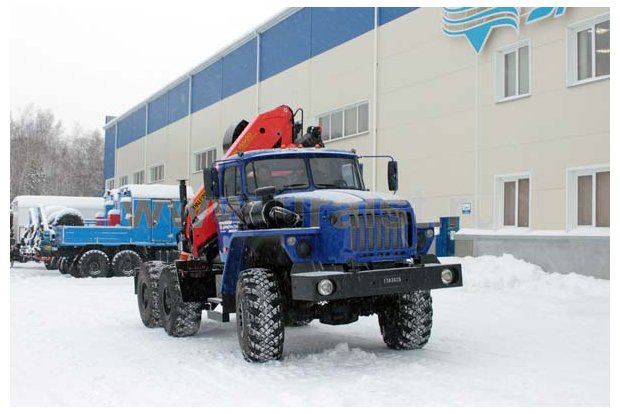 Седельный тягач Урал с Palfinger