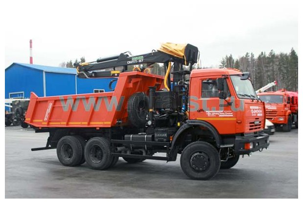 Автомобиль Камаз с самосвальной платформой и манипулятором ОМТЛ-97