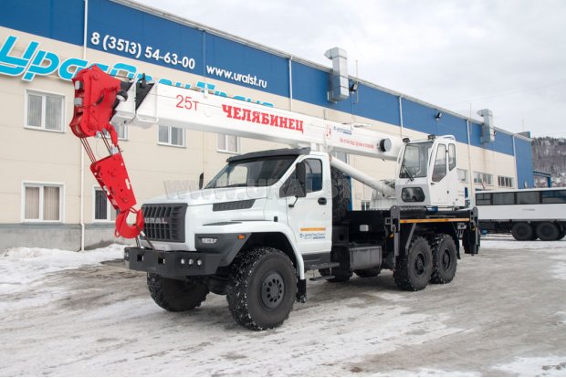 Автокран Челябинец Урал 4320-72