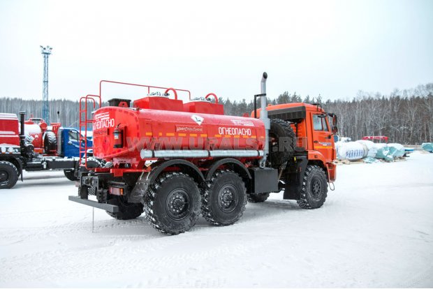 Топливозаправщик Камаз АТЗ-8-2Б УСТ-5453