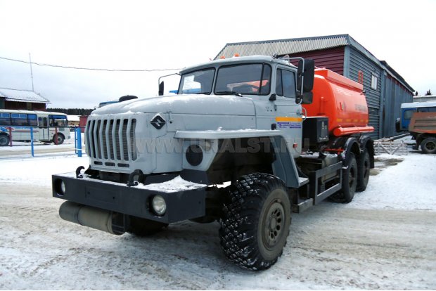 Автотопливозаправщик