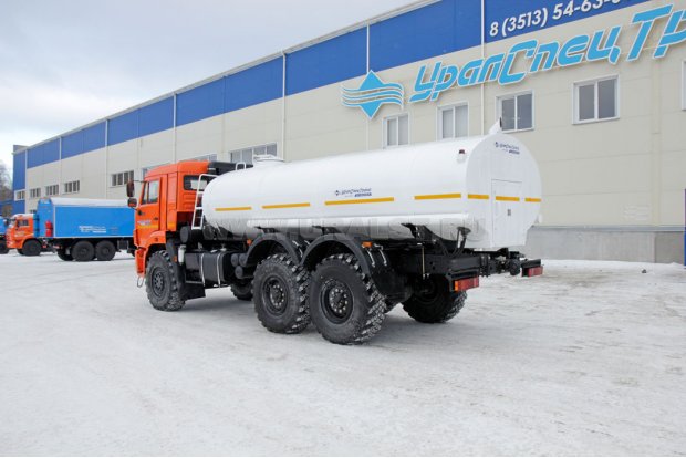 Автоцистерна для пищевых жидкостей