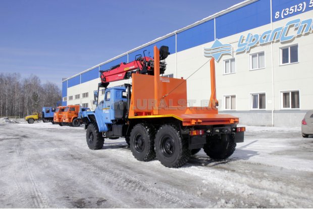 Лесовозный тягач с ГМ Epsilon M100L97