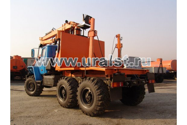 лесовозный тягач