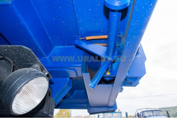 Механизмы запора откидного борта