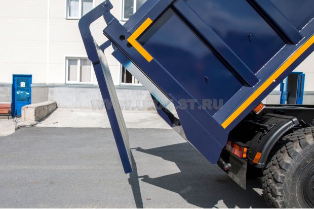 Откидной задний борт