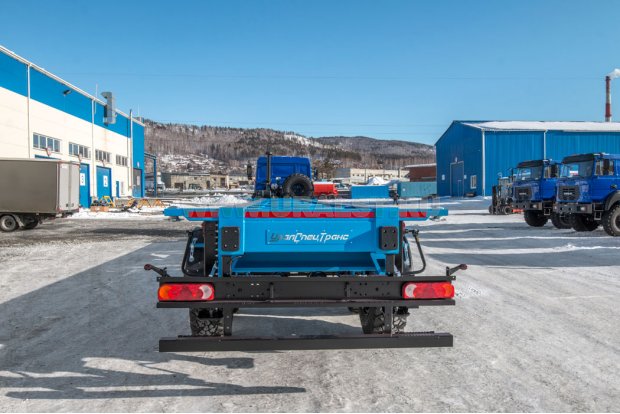 Полуприцеп контейнеровоз ППК 20Б-21-12 УСТ 9465 2Х1С, 1Х1А, дополнителные опоры + Тягач Урал