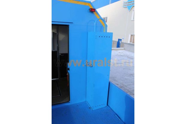 Автофургон с КМУ