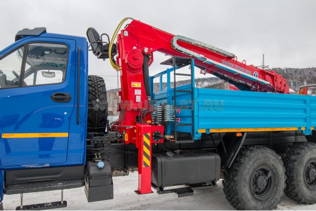 Кран-манипулятор TAURUS 055А (тросовый) с буром