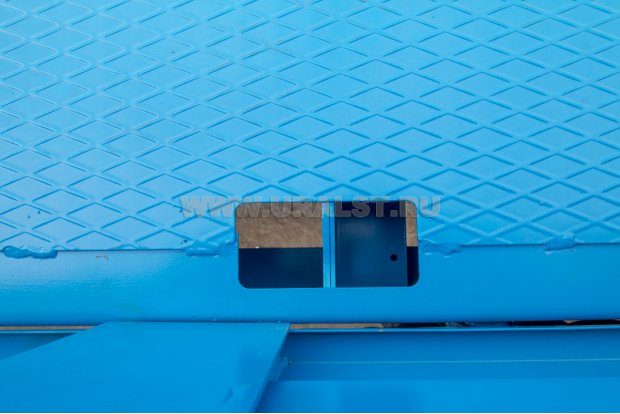 Потайные петли для увязки груза