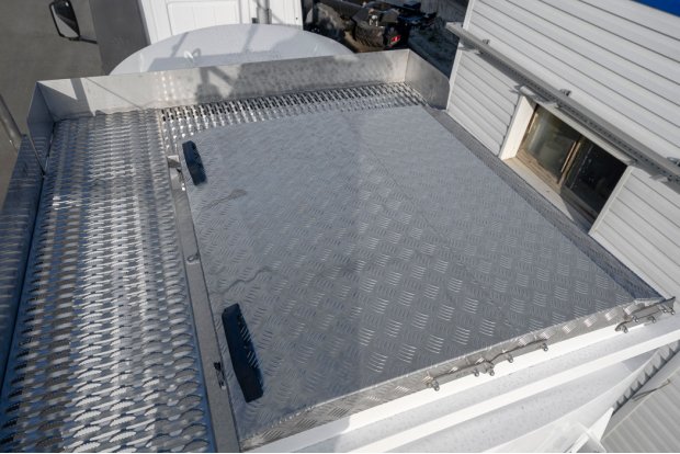 Экологический короб с люком