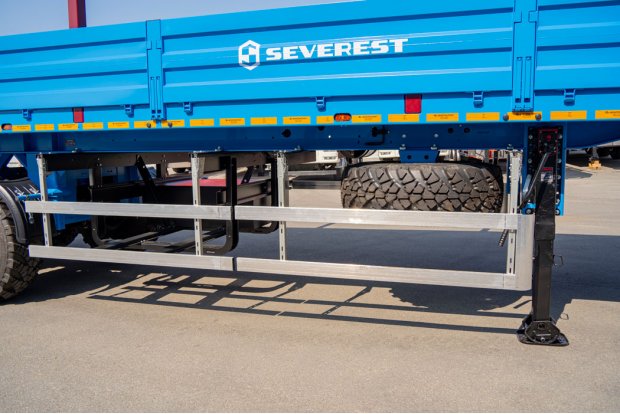 Боковая защита