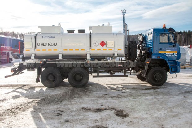 Автоцистерна для перевозки нефти АЦН-16-2 на шасси Камаз 6522RG