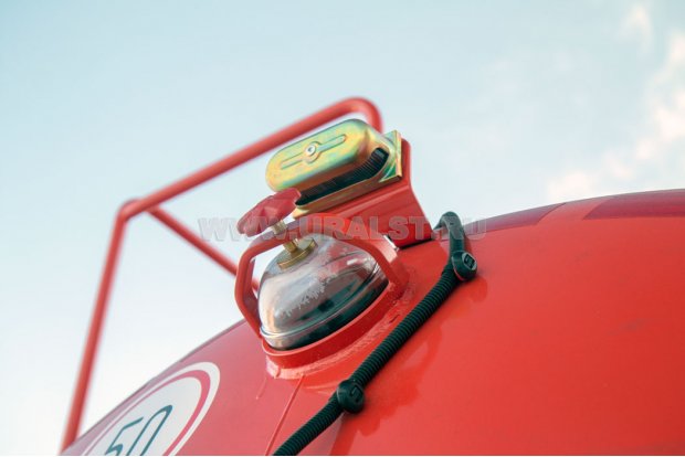 Окно уровня вакуумной емкости