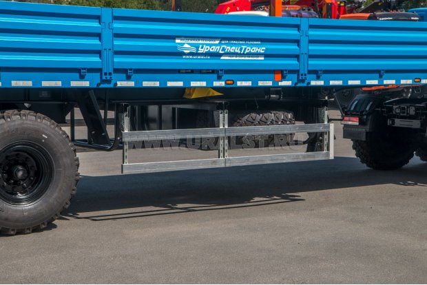 Боковая защита