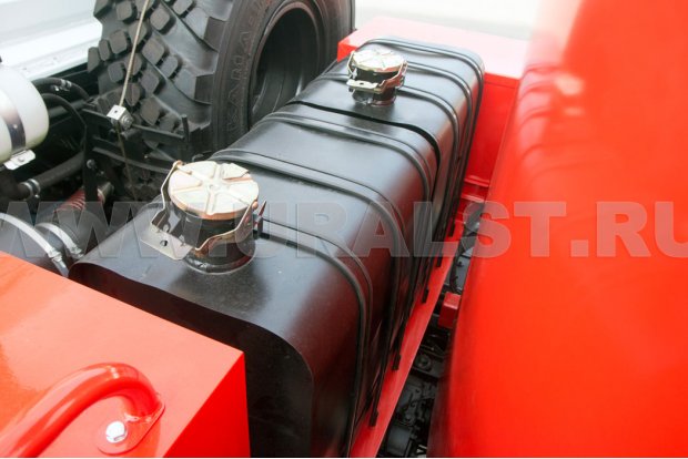 Дополнительные баки для масла