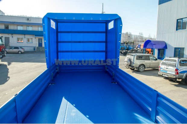 Площадка контейнеровозная